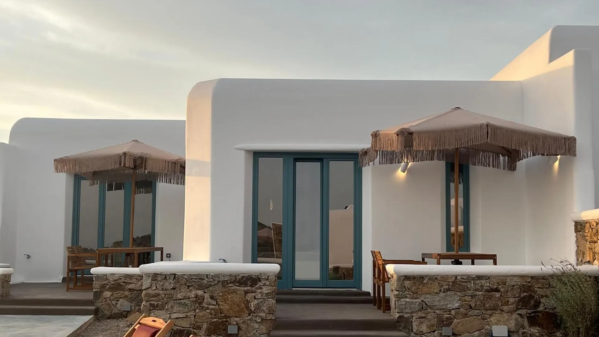Thronos Suites アノ・メラ ギリシャ