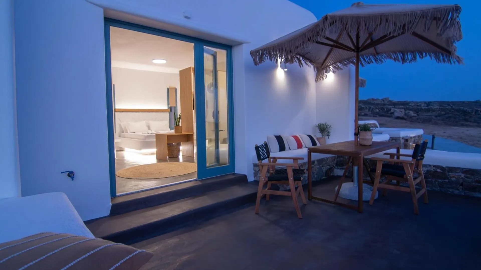 Thronos Suites アノ・メラ ギリシャ