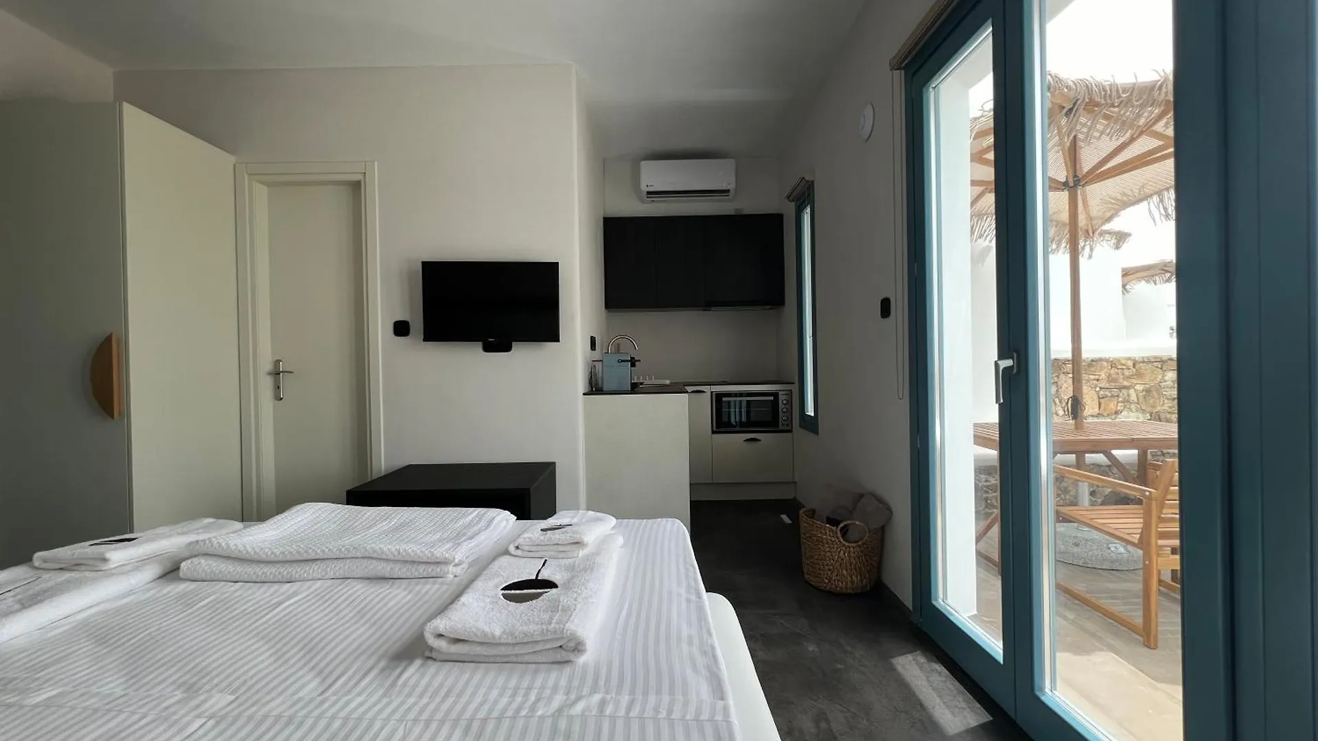 Thronos Suites Ano Mera Yunanistan