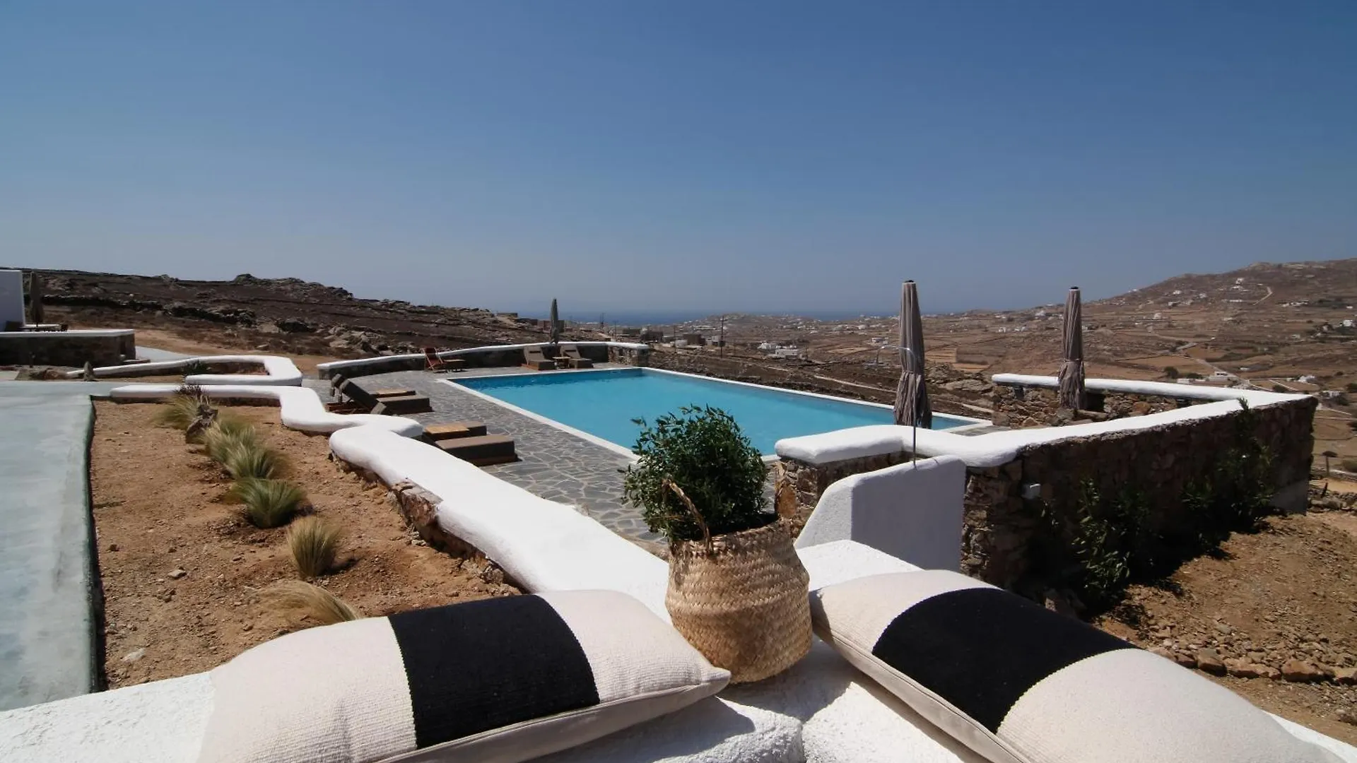 Daire Thronos Suites Ano Mera Yunanistan