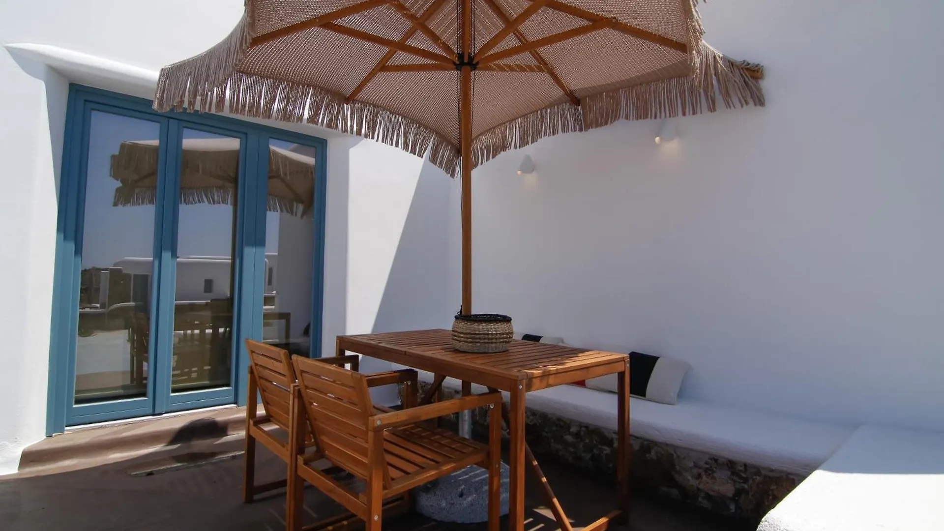 Daire Thronos Suites Ano Mera